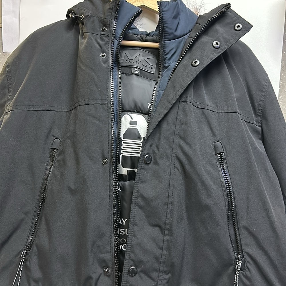 Michael Kors Benson Faux Fur Trimmed Hooded
Jacket Size Medium - Picture 3 of 11